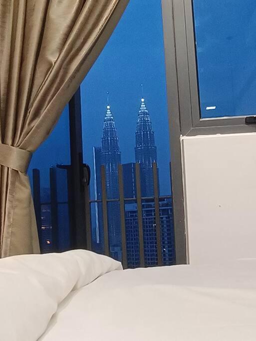 Cl 27A Insta Klcc View & Infinity Pool View Leilighet Kuala Lumpur Eksteriør bilde